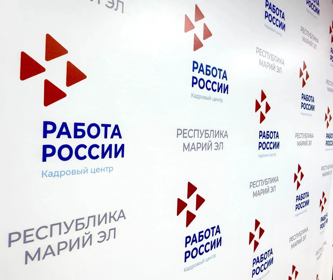 📌Итоги первого полугодия: более 1800 граждан трудоустроены при поддержке службы занятости. 

Больши