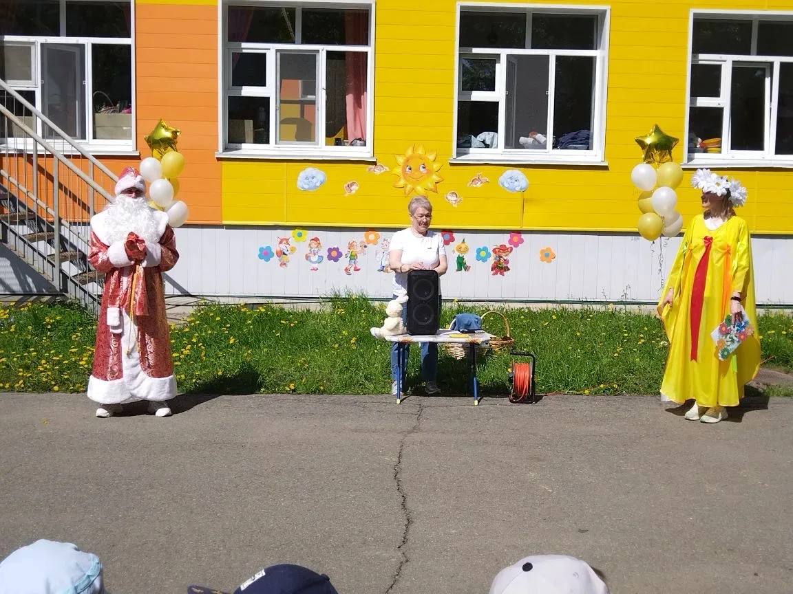 🌞 Дед Мороз знакомится с Летом!
