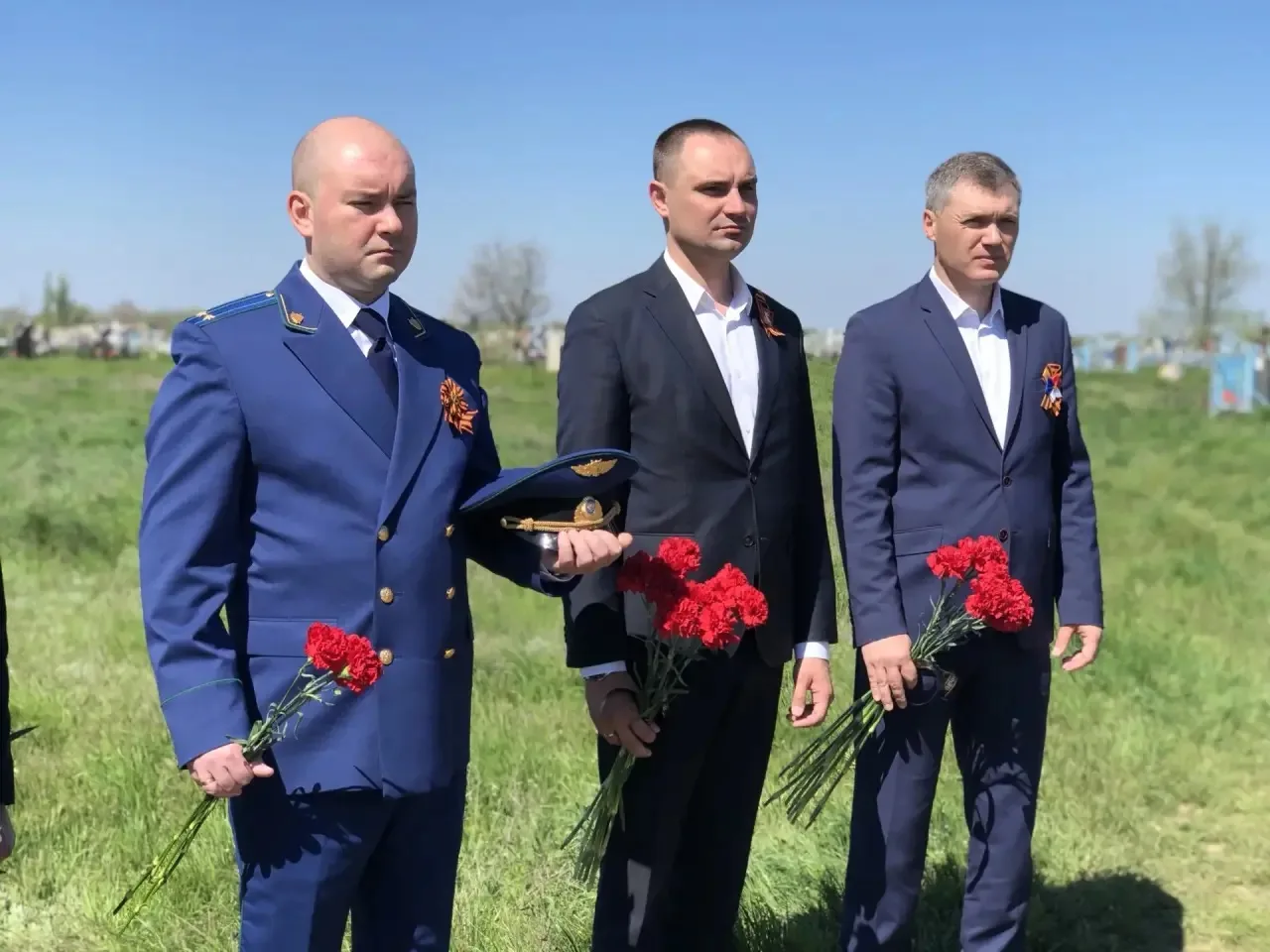 С рабочим визитом Питерский район посетил куратор района, заместитель министра образования Никита Вд