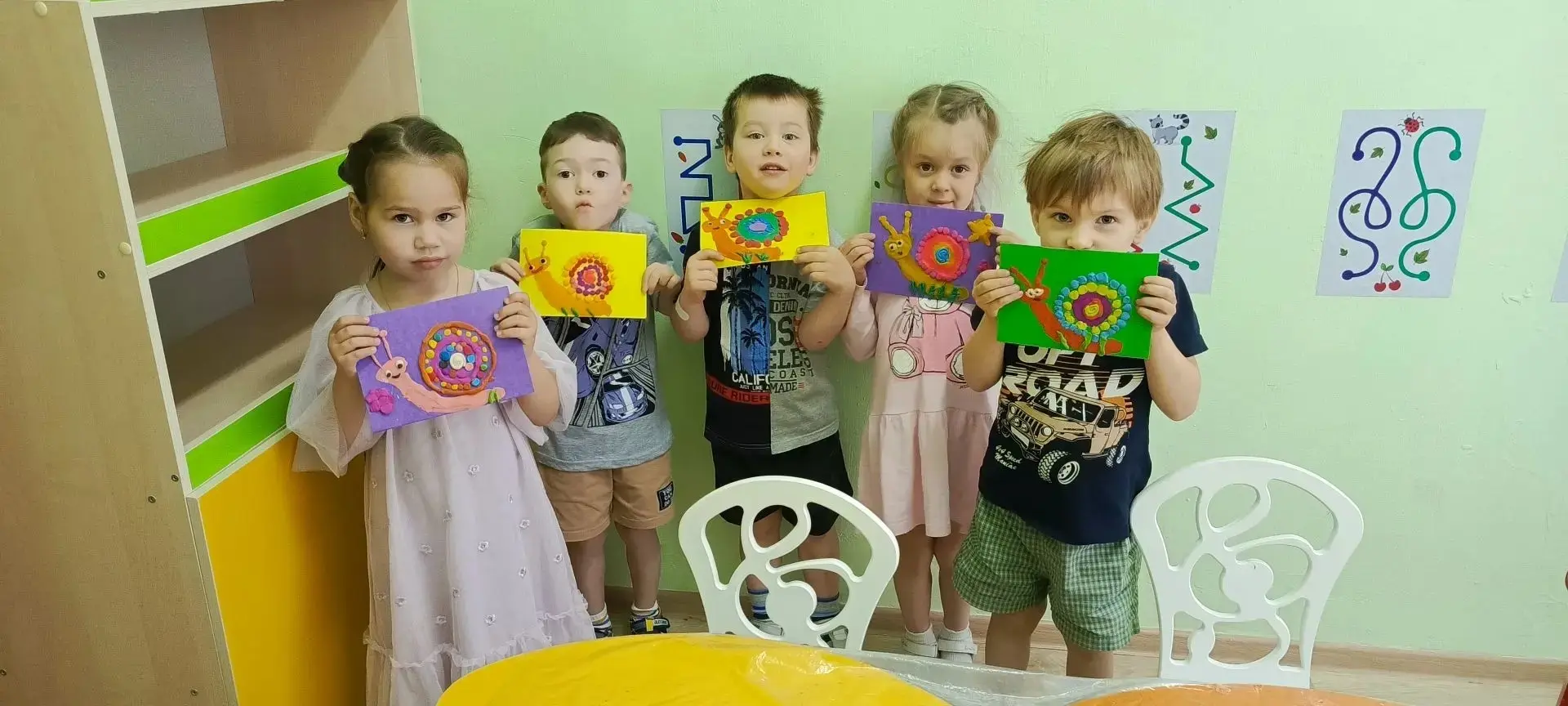 🖼Кружковая деятельность🖼
✨️Наш кружок по пластилинографии завершил занятия в этом году! Во время з