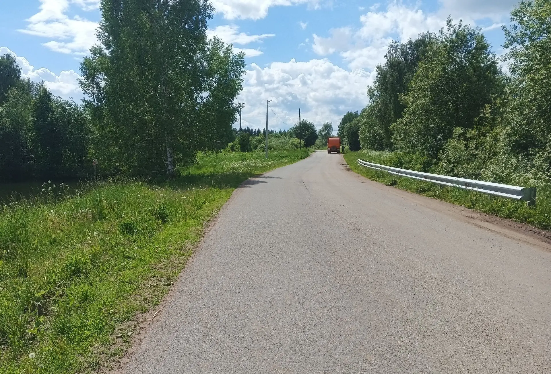 ❇️В деревне Ахманово установили ограждение трубопереезда

✔️В Пижанском районе реализован еще один п