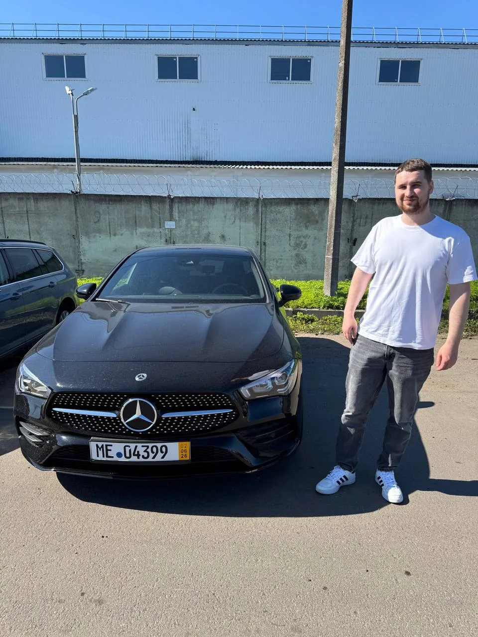 Привезли под заказ 
из Германии 🇩🇪 

Mercedes-Benz CLA 180 AMG

1.33T-136л.с., 7-EDC, 2-wd

Выпуск