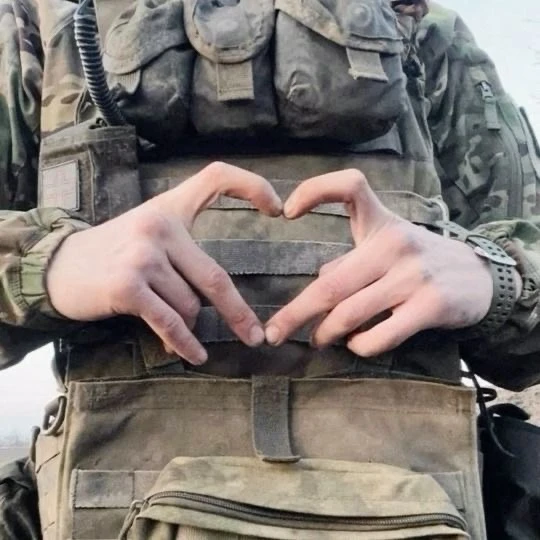 Всех приветствую! 👋😊  
Мы открываем наш канал в Макс 
Знакомства с военными «Сердце верит в Чудеса