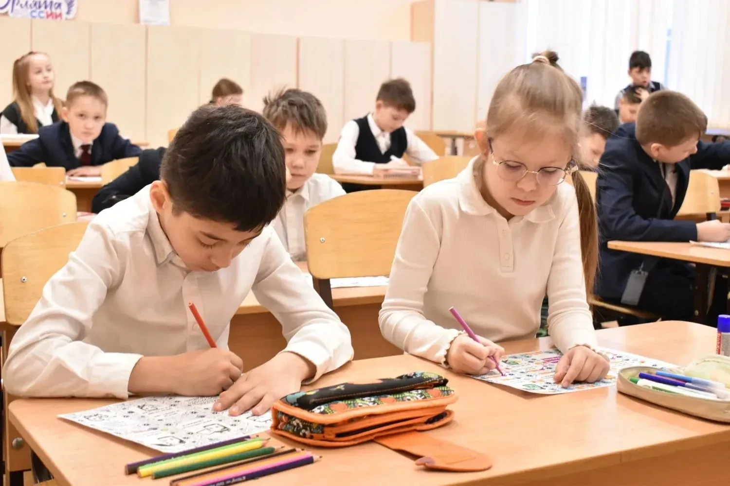 В чебоксарских школах прошли традиционные «Разговоры о важном».   Сегодня занятия были посвящены циф
