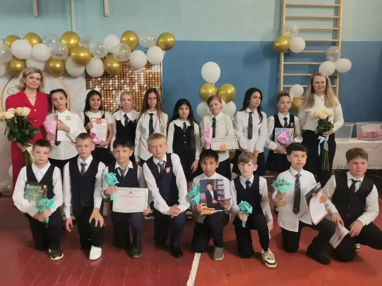 🎓✨ Прощание с начальной школой: впереди новые горизонты!  25 мая 2026 года в корпусах Подмошье и Нов
