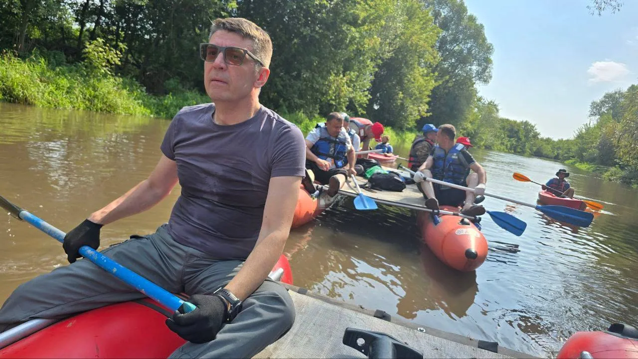 Вместе с коллегами сплавились 🛶 по нашей красавице Шешме в Лениногорске.
