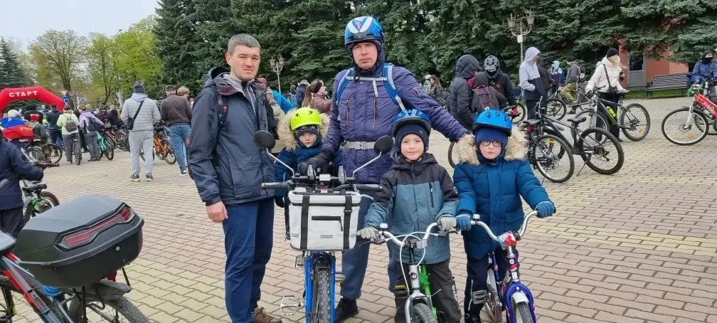 🚴‍♀️🚴‍♂️ Спасибо деду за Победу! 🚴‍♂️🚴‍♀️
Семьи наших воспитанников — Грудиных и Гороховских — п