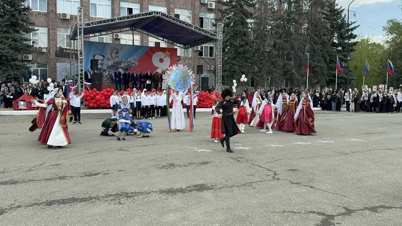 Учащиеся нашей школы под руководством учителя музыки Татаевой З.Н. 🌟 продолжают радовать яркими побе