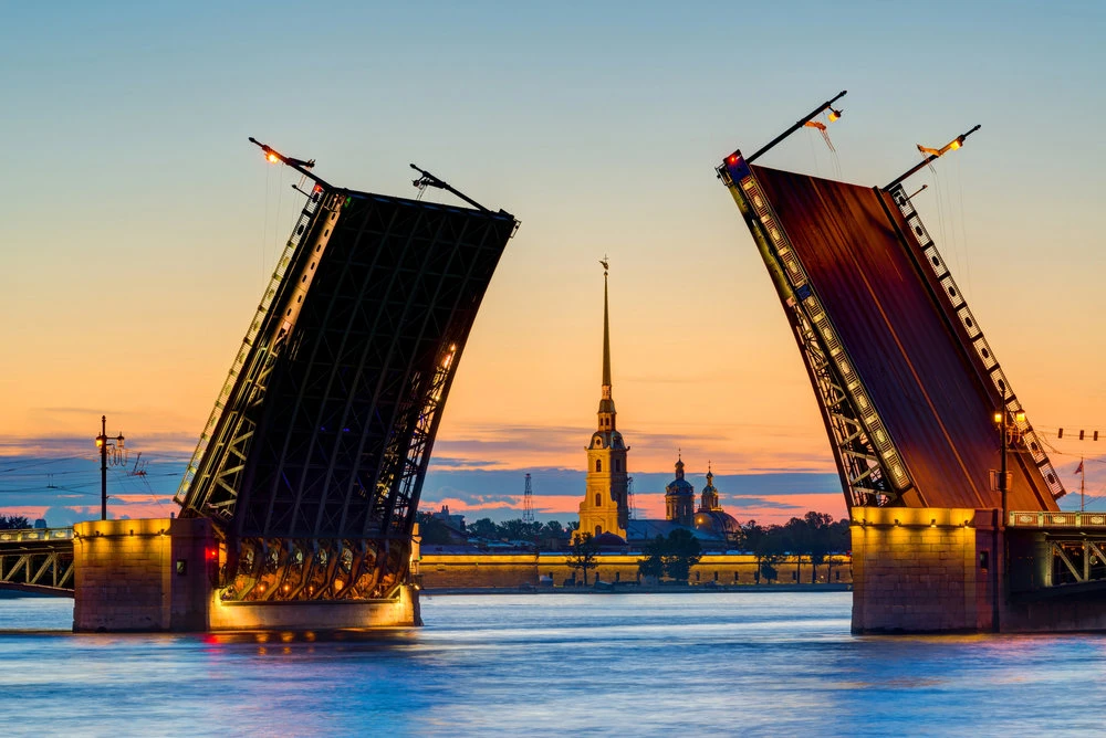 🧡 Спланировали тур в Санкт-Петербург за Вас!