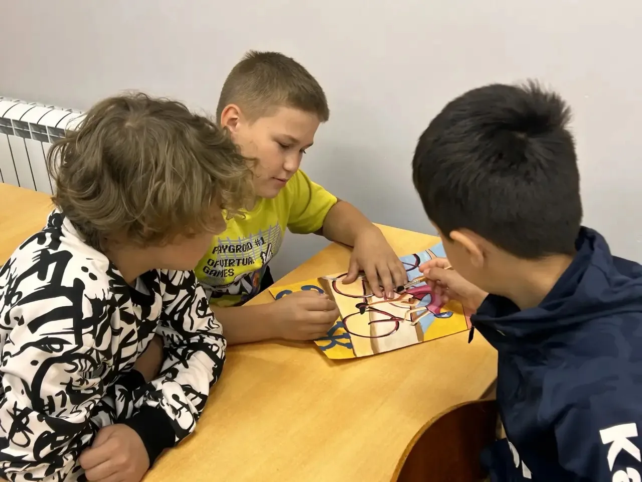 🎨 Здоровье в красках: как прошел наш день профилактики в лагере!

В нашем летнем лагере прошла важн