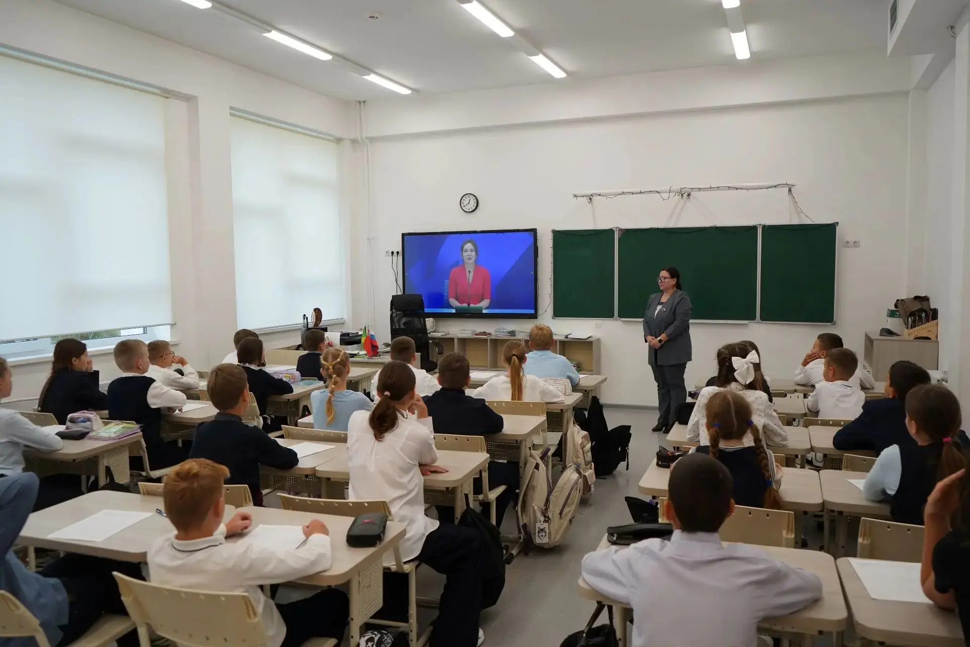 📢 ДИКТАНТ КО ДНЮ ЯЗЫКОВ НАРОДОВ РОССИИ В ШАТУРСКОМ ЛИЦЕЕ! 🇷🇺📚✨