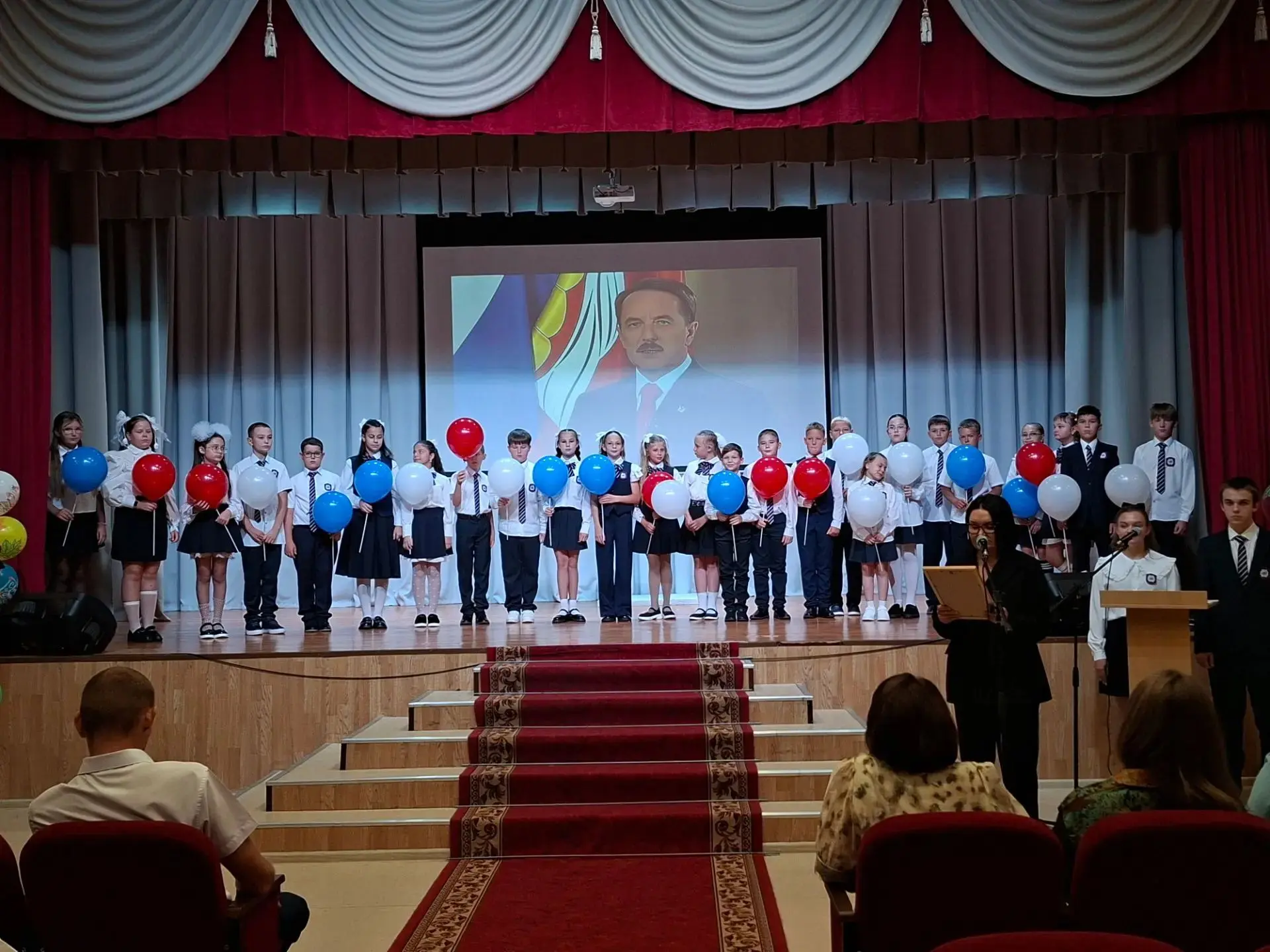 🔔 В Богучарском лицее торжественно прозвенел Первый звонок 2026 года! 🇷🇺