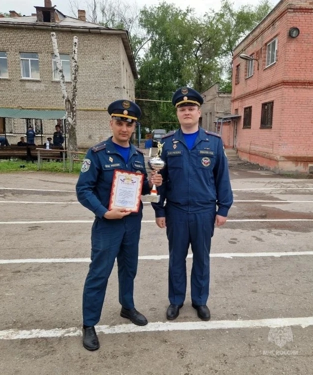 🧑‍🚒 В 3 отряде определили сильнейших газодымозащитников  Ежегодные соревнования по газодымозащитной 