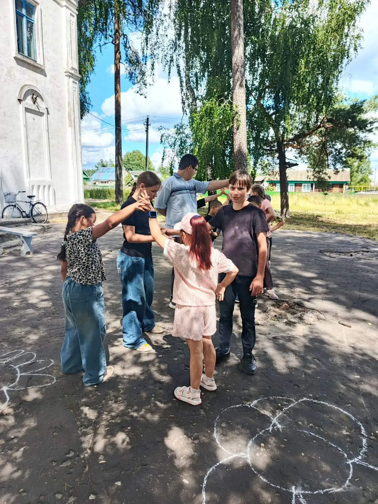 Лагерь «Созвездие» открыл свои двери: первые дни, полные событий
На базе школы начал работу летний л