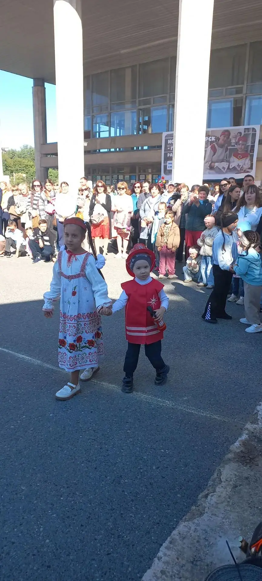 Сегодняшний День города подарил нам настоящий заряд стиля и хорошего настроения! На пло...