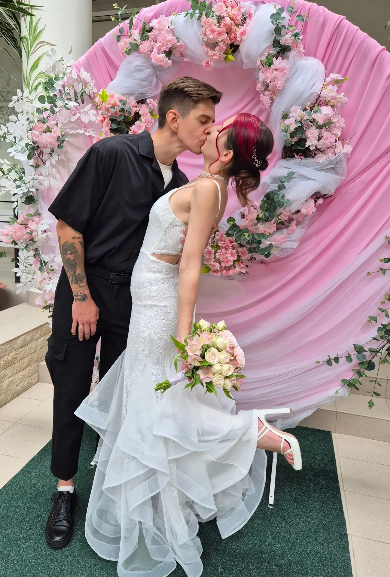 💕Два счастья, две любви — и всё в одной свадьбе!

В отделе ЗАГС администрации Белгородского муницип