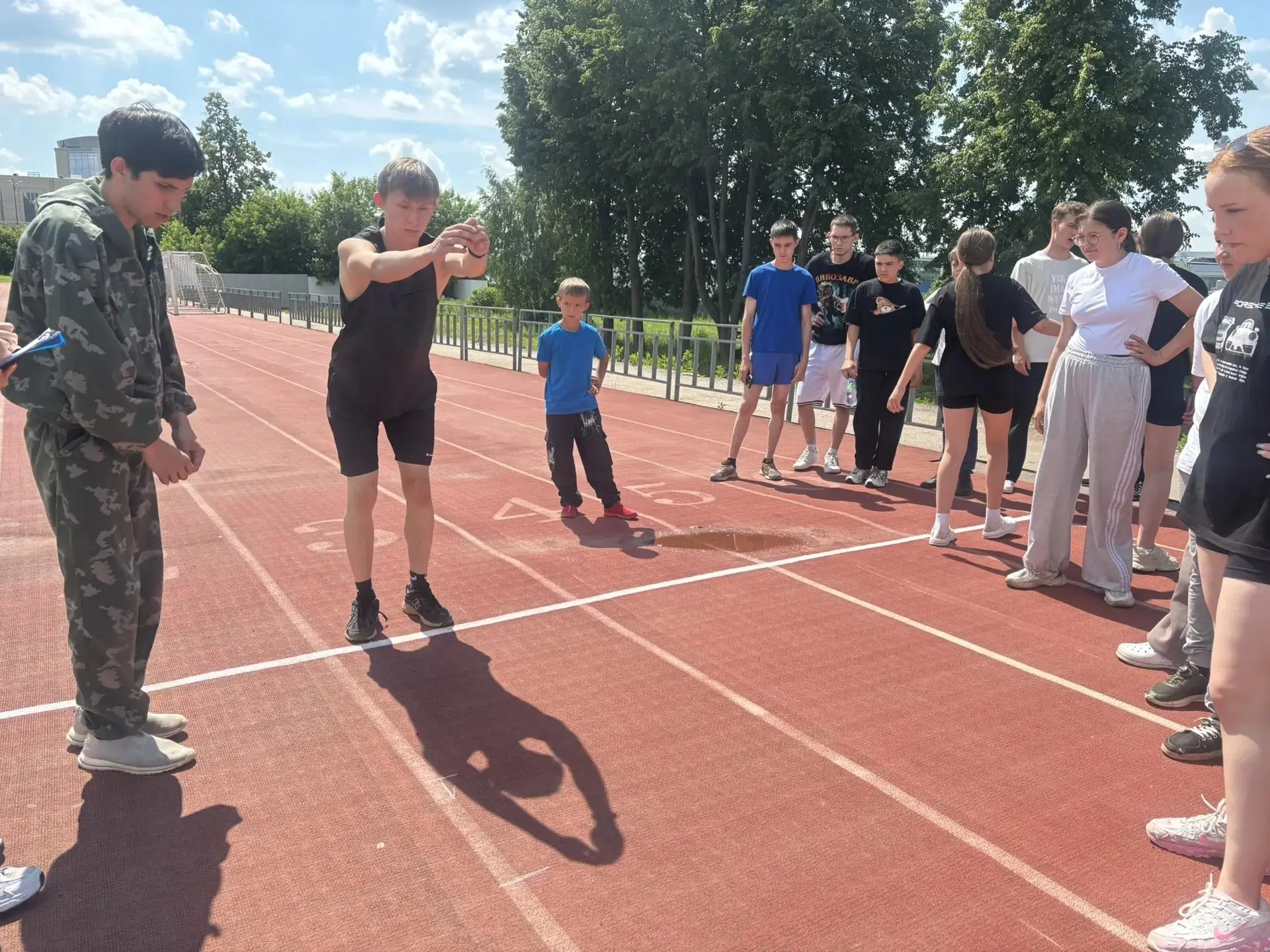 Слушатели Детской полицейской академии померились силами в отдельных видах легкой атлетики

15 июня 
