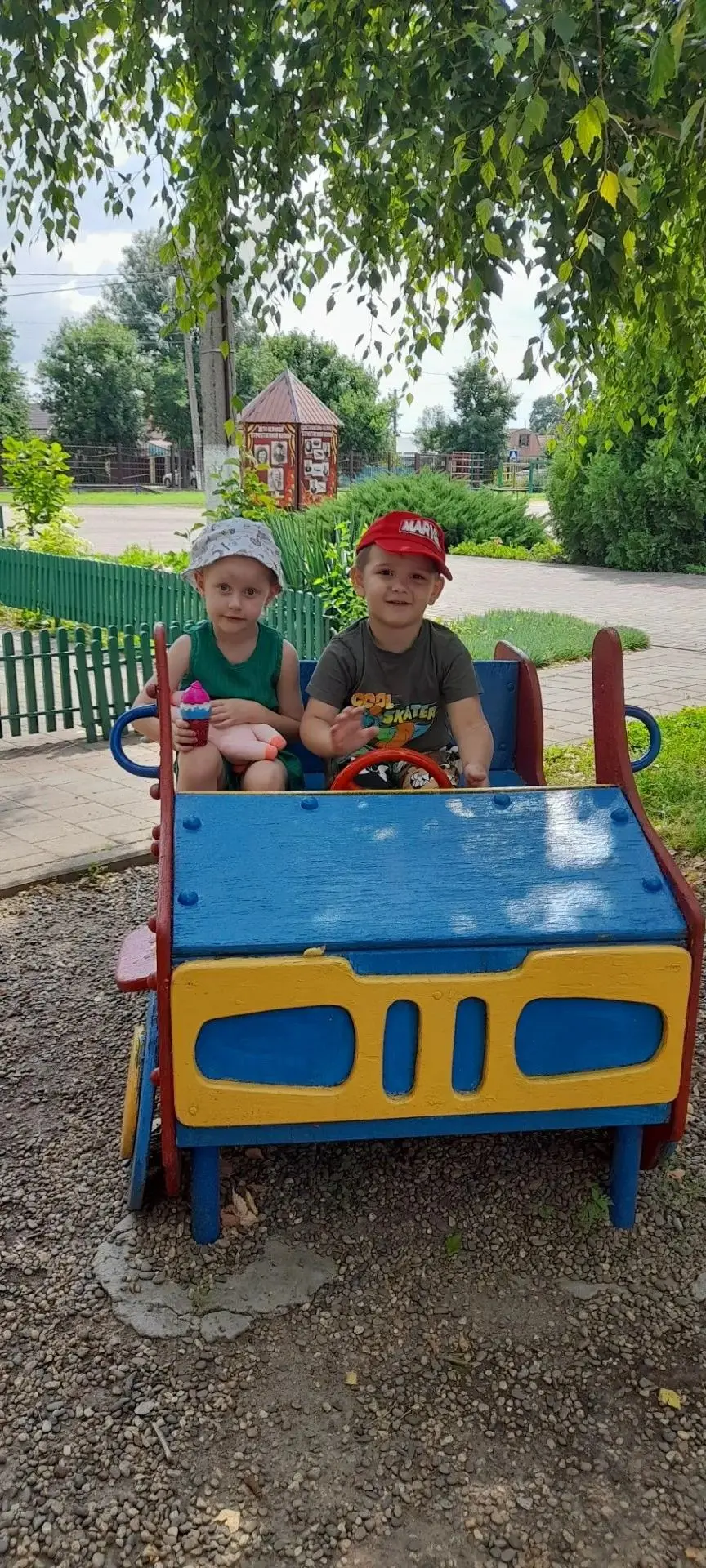 В средней группе 2.1 каждый находит себе занятие.