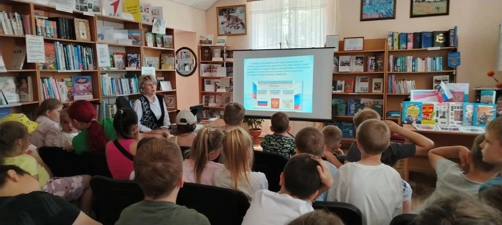 День России! 🇷🇺✨
Сегодня мы отмечаем праздник нашей большой и прекрасной страны. Для каждого из на