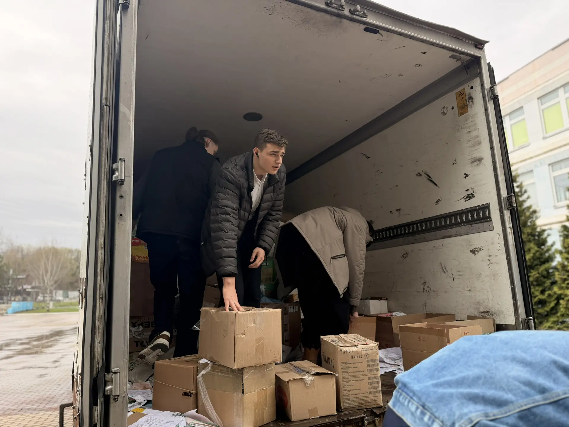 📦💚 Ученики и учителя Дубковского отделения приняли участие в Акции по сбору макулатуры. За время акц