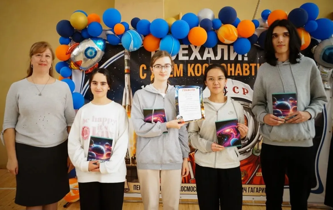 13 апреля состоялось награждение по итогам  конкурса стенных газет среди обучающихся 9-11-х классов: