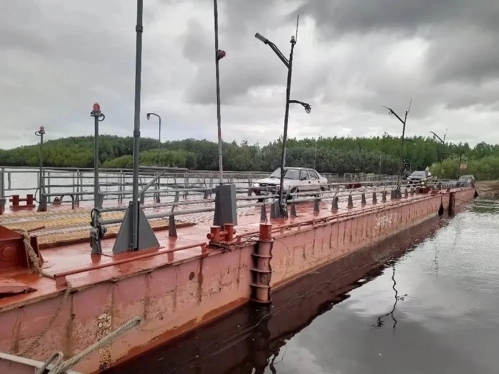 В Сыктывкаре открыли сезонный мост на Заречье
