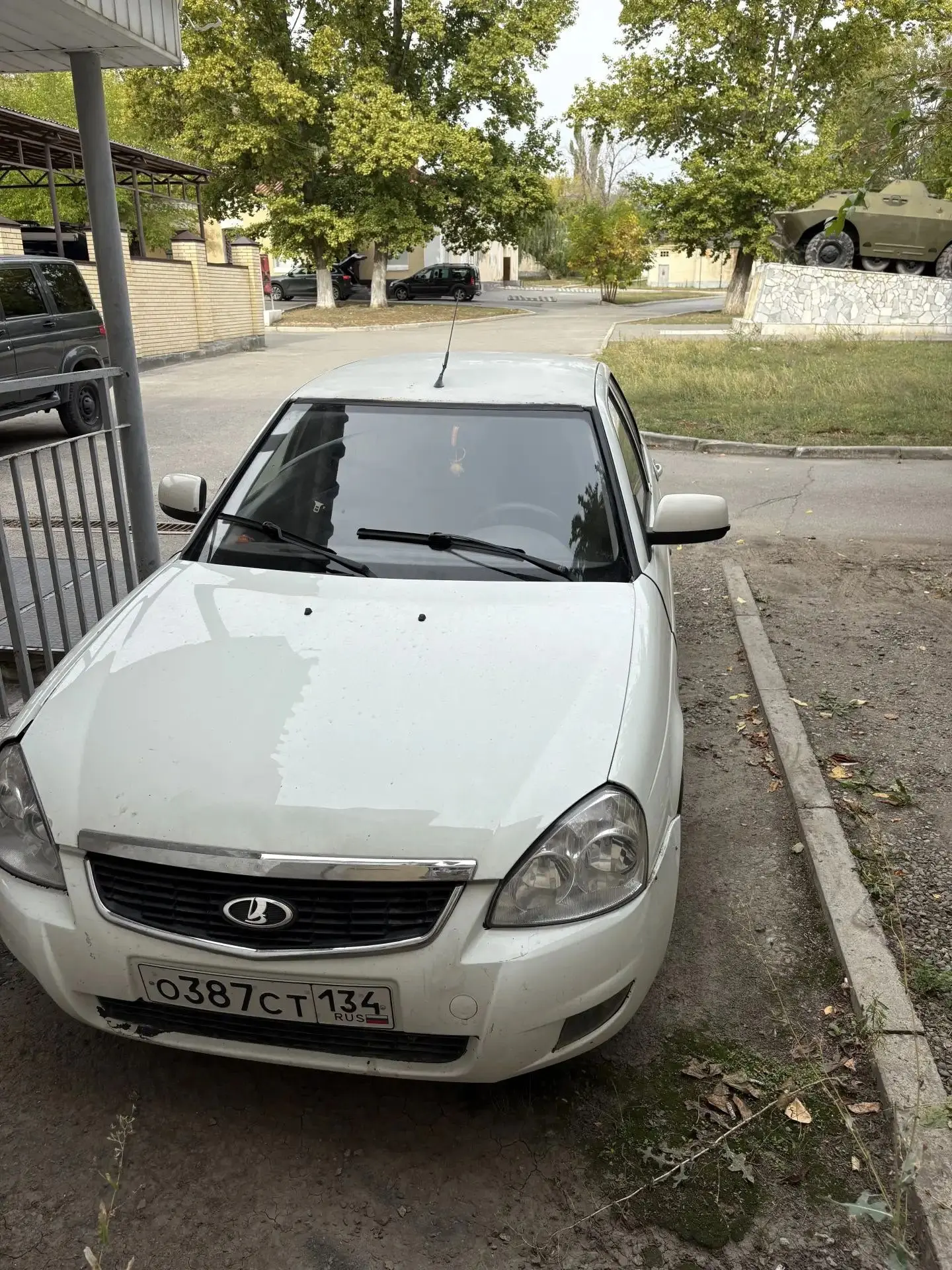 В продаже приора 2012 года одета вся в приора 2 на музыке с прикольным рулём мотор с ко...