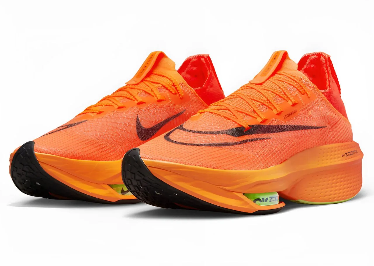 Технологическим допинг от Nike.  Компания Nike создала пару кроссовок, повышающих эффективность бега