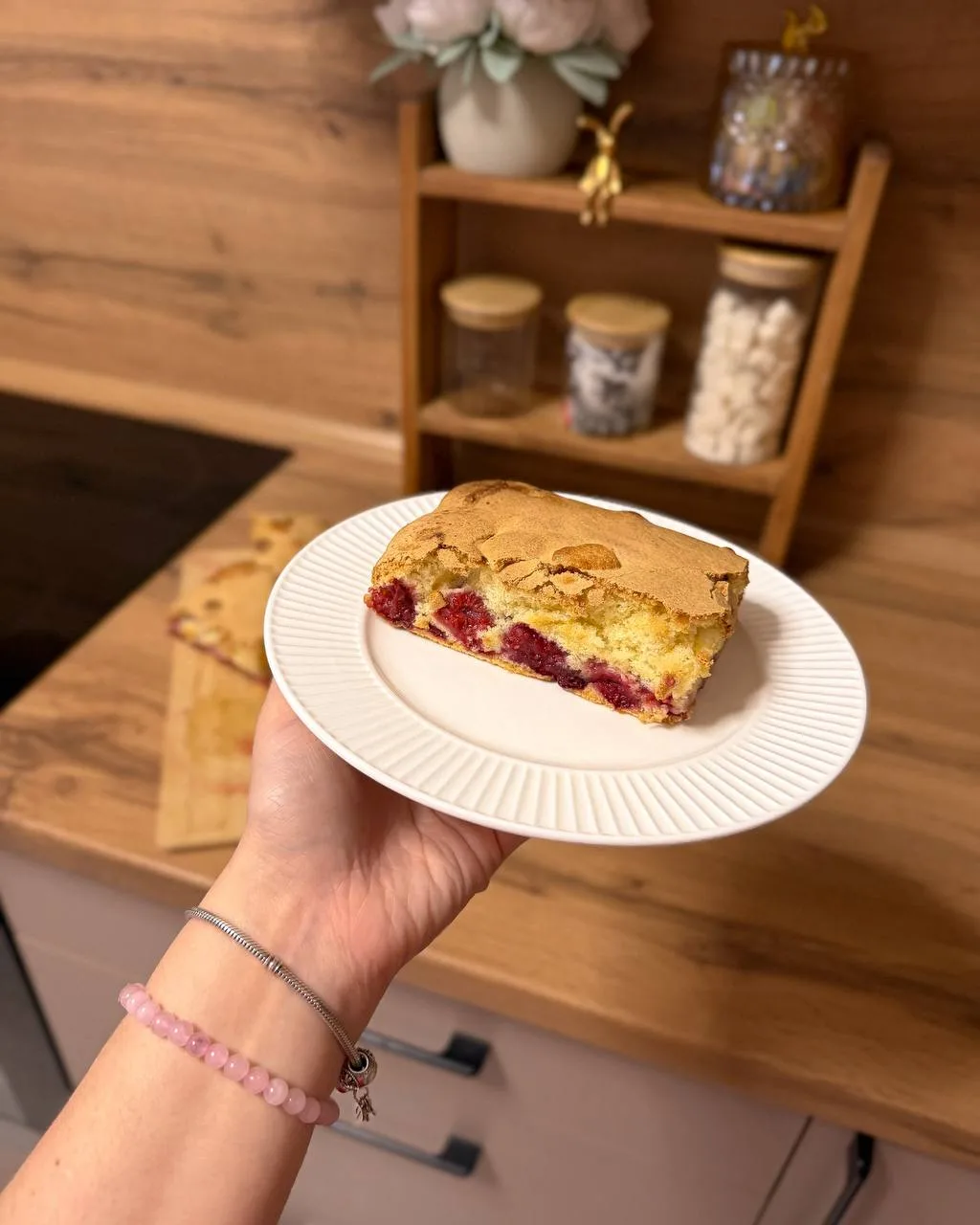 — Иногда самые уютные рецепты рождаются совершенно спонтанно🥧🎀