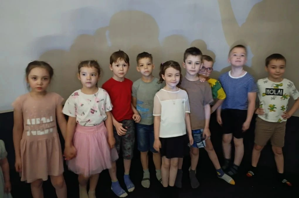 Сегодня в нашем детском саду произошло настоящее космическое событие — к ребятам приехал мобильный п