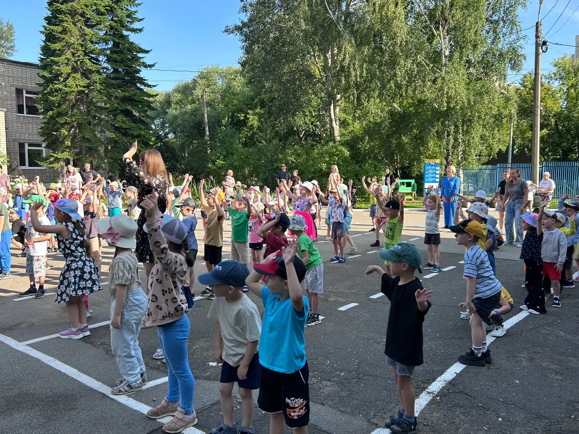🌸 Неделя, посвящённая семье, прошла на «ура»! 

Эта неделя была наполнена теплом, радостью и совмес