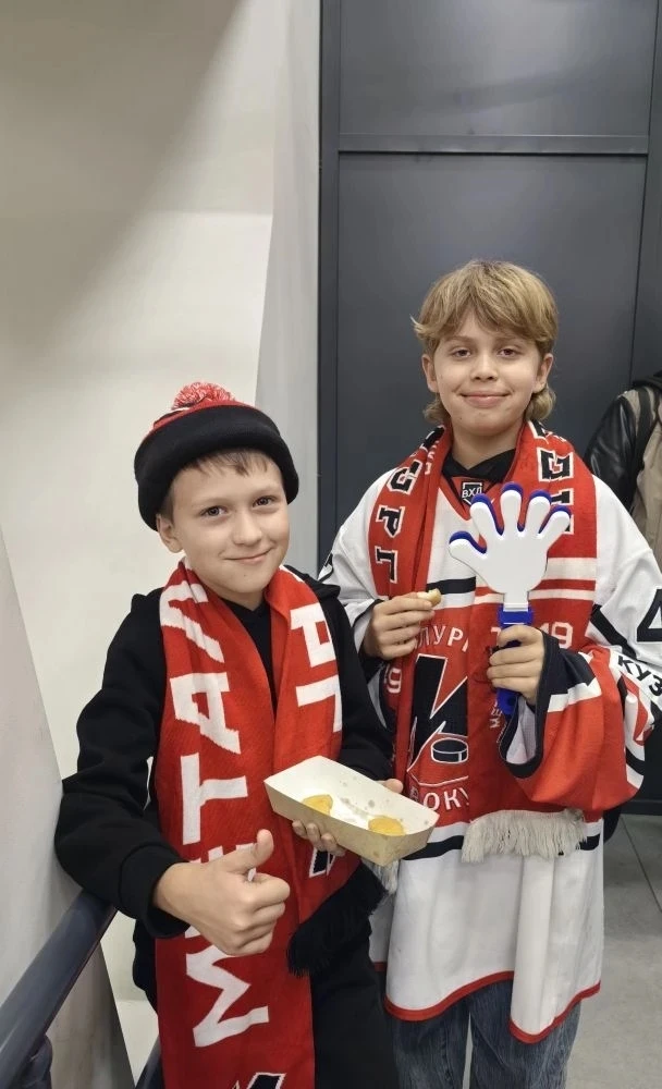 🌟 А сегодня мы расскажем о следующем отличнике 3А класса, Кусакине Даниле! ⚽️  Данила — любит играть