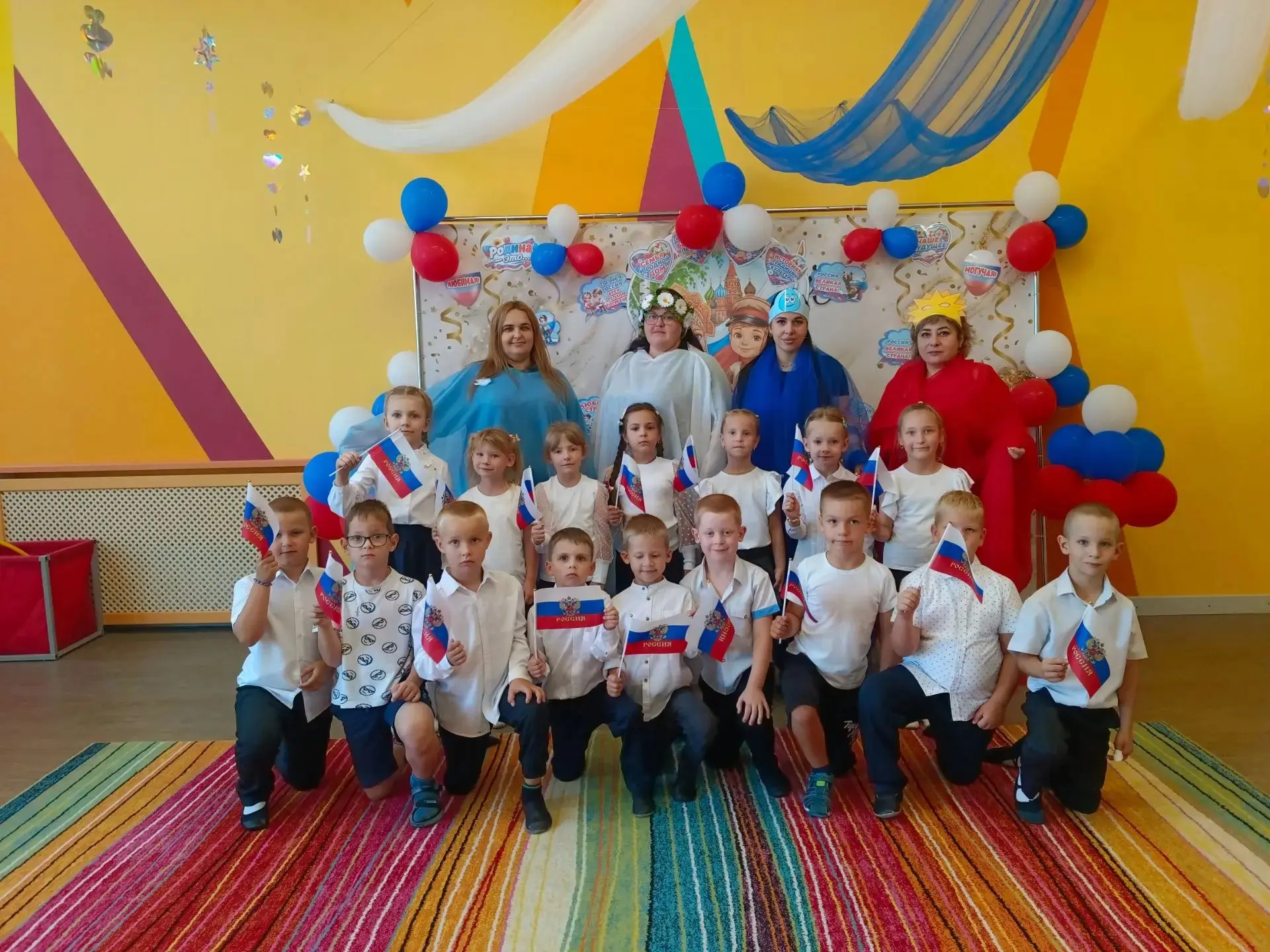 В нашем детском саду прошло праздничное мероприятие, посвящённое Дню Государственного ф...