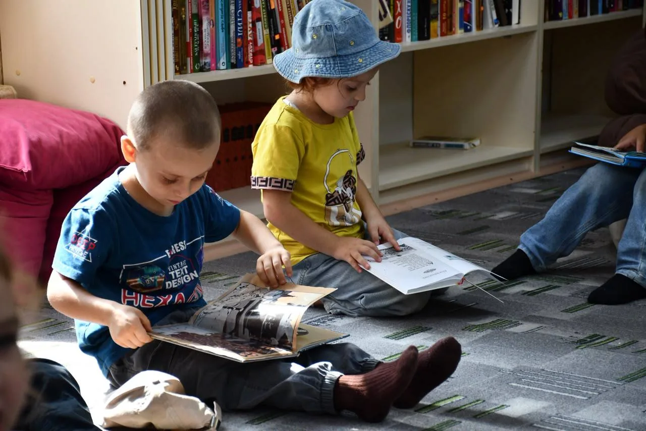 📚 Дошколята из «Дюймовочки» познакомились с библиотекой