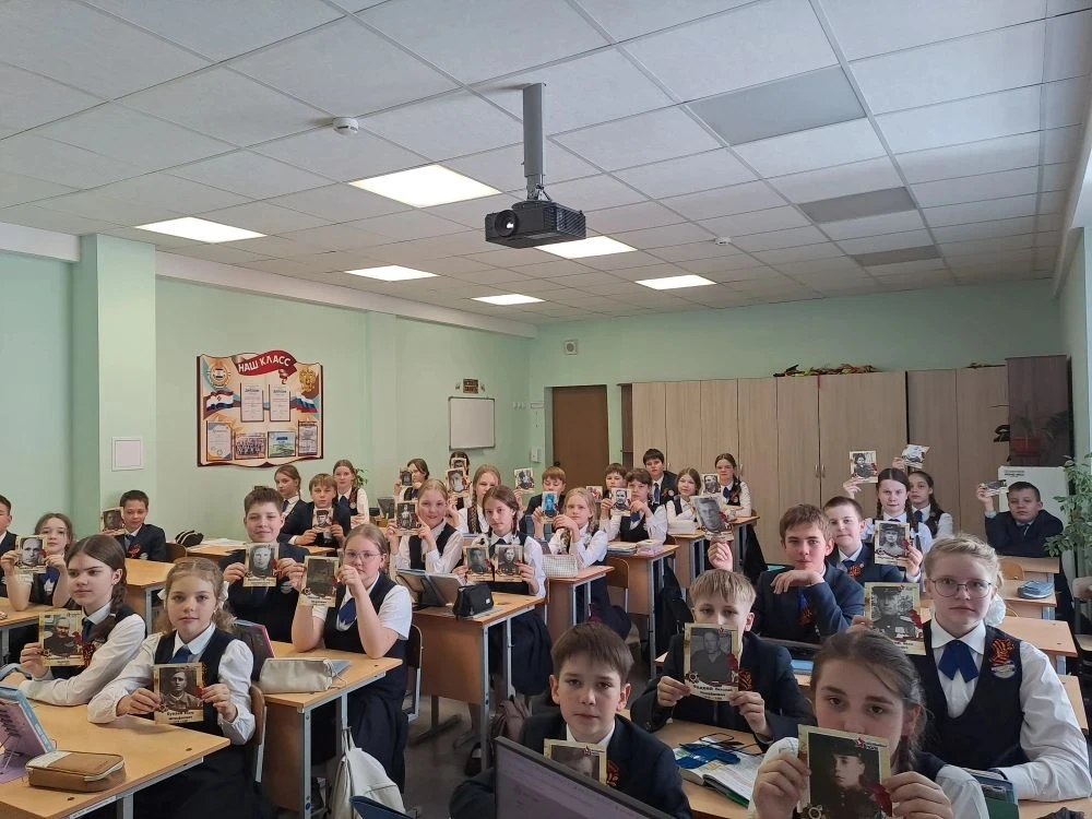 🎗️Память сердца: День Победы в 5А классе 🎗️  🕯️В 5А классе лицея прошло мероприятие, посвящённое Дню