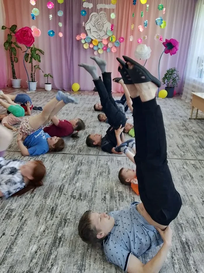 Богатырские забавы

Сегодня наши воспитанники окунулись в мир русских богатырей и проверили свою сил