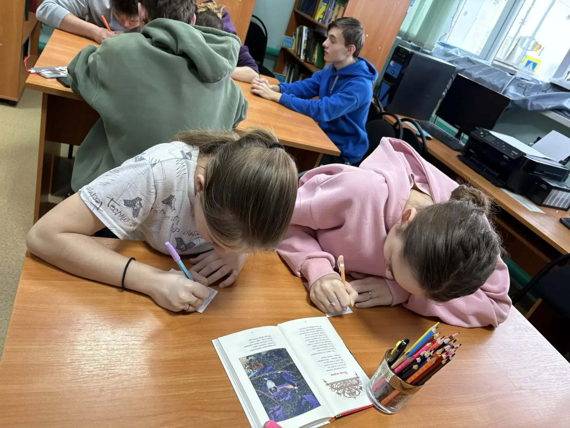 28.01.2026 обучающиеся техникума по профессии  «Пекарь» посетили Артинскую центральную библиотеку, г