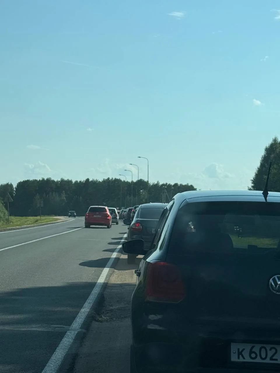 Стою. А то очереди закончатся, а я даже не постояла 😀