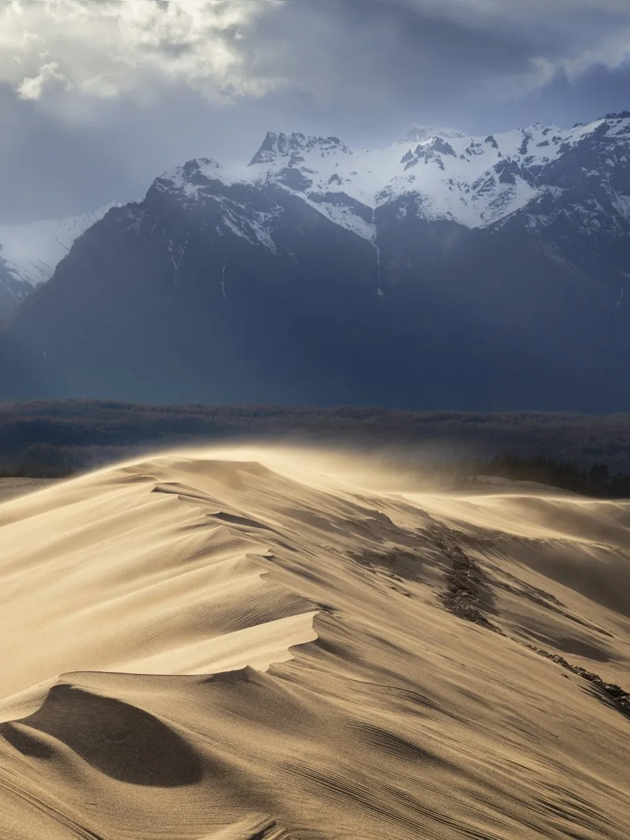 🏜️ Чарские пески — самая северная пустыня в мире, и она в Сибири