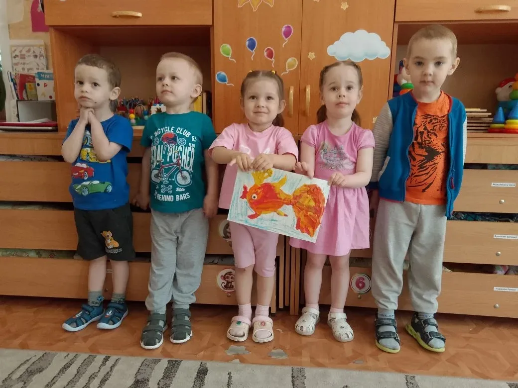 Коллективное рисование во 2 младшей группе