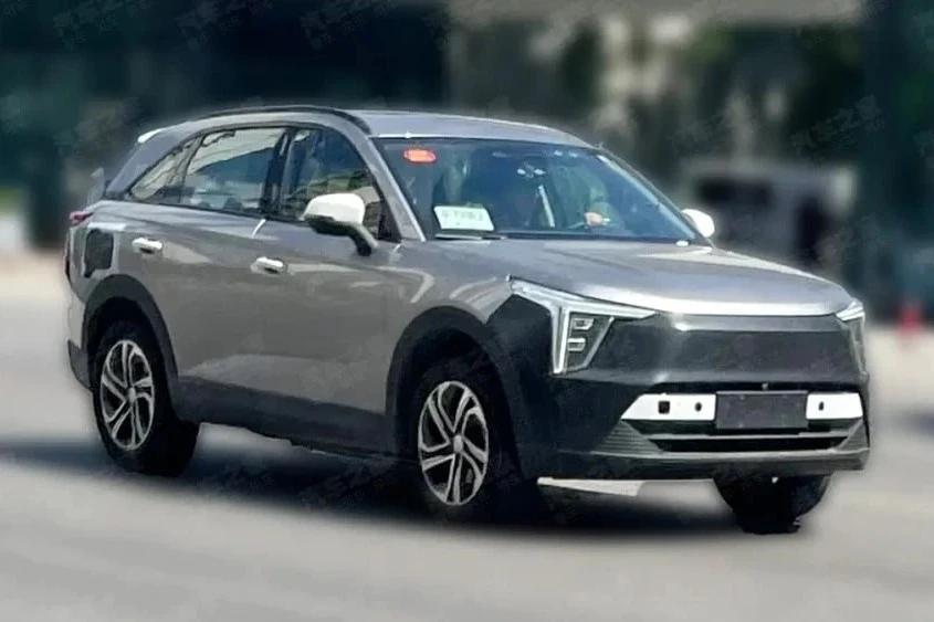 🚙 Haval решил обновить Jolion — и первым делом отправил его «на прогулку» по китайским дорогам

Пок