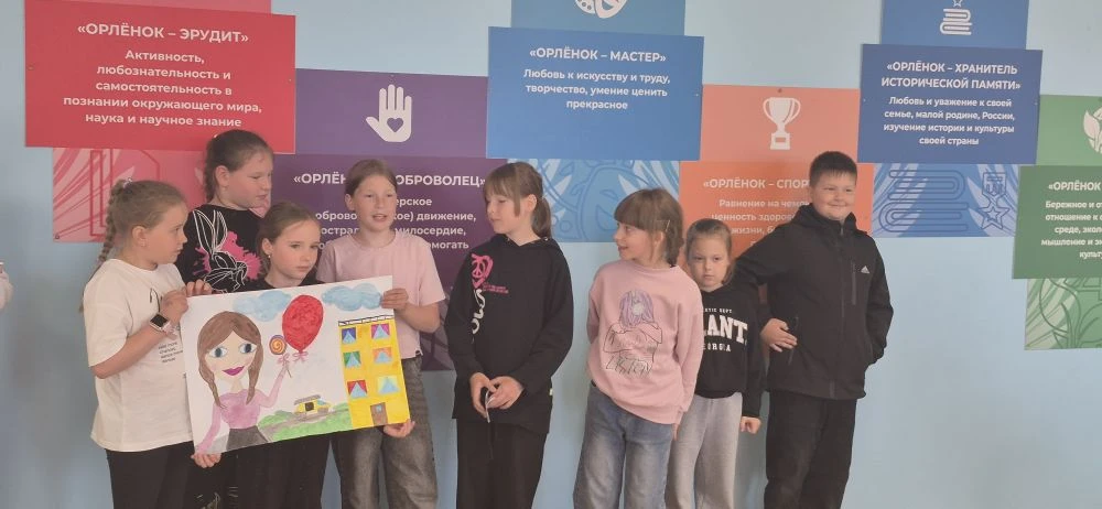 День юмора в школьном лагере!🤩

✨️Сегодня в нашем замечательном школьном лагере прошел незабываемый