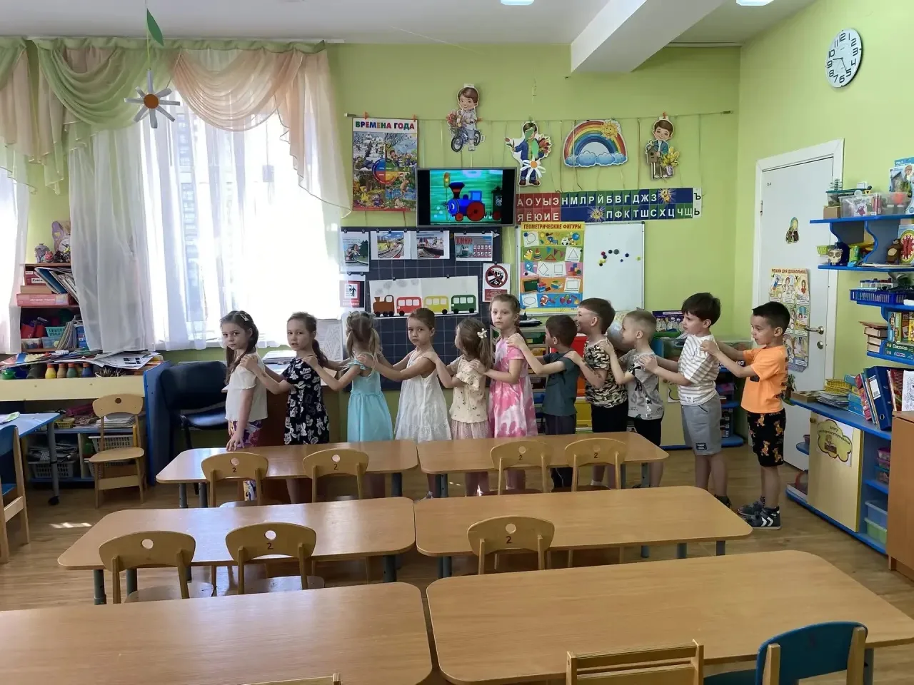 НАШИ #ДошкольноеОтделение #Предшкола #Безопасность #УступиДорогуПоездам  🚆 В рамках реализации регио