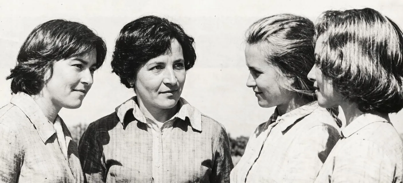 "Время назад". Октябрь 1978 г. Заслуженным уважением среди учащихся и учителей Казьминс...