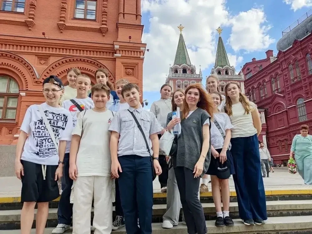 🏛️ Активисты Движения Первых нашей школы — ребята, особенно ярко проявившие себя в течение учебного 