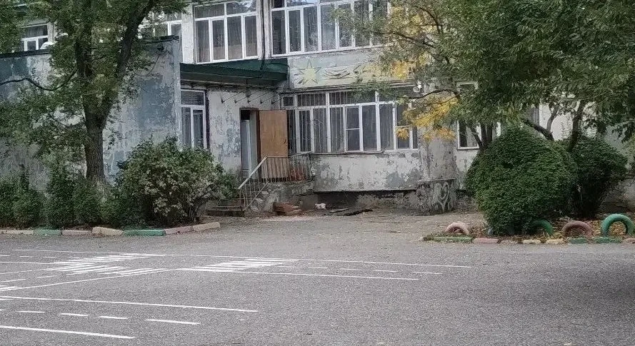 😳🤯Двухлетней девочке оторвало палец в детском саду Махачкалы — воспитатели пытались скрыть жуткую 