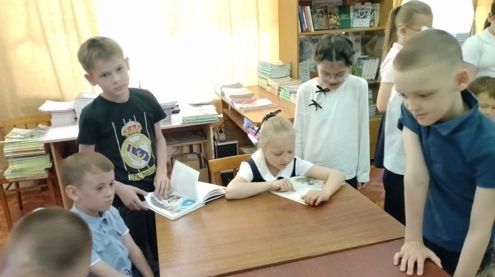 ✨ Сегодня особенный день – День славянской письменности! ✨  Мы с нашими юными исследователями из нач