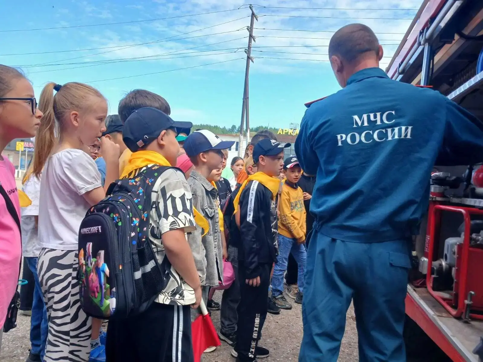 🚒🧸 День 14 в лагере «Орлята России» – Насыщенный и Познавательный! 🚒🧸🔥
Сегодняшний день наши "о