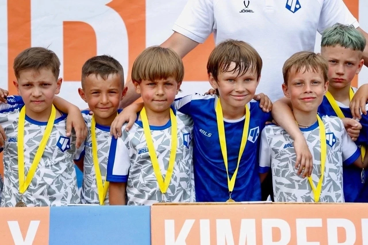 ✨8–9 июня в Москве прошёл футбольный турнир «Кубок России» по дивизиону 2018 г. р. 🔥
В соревнования