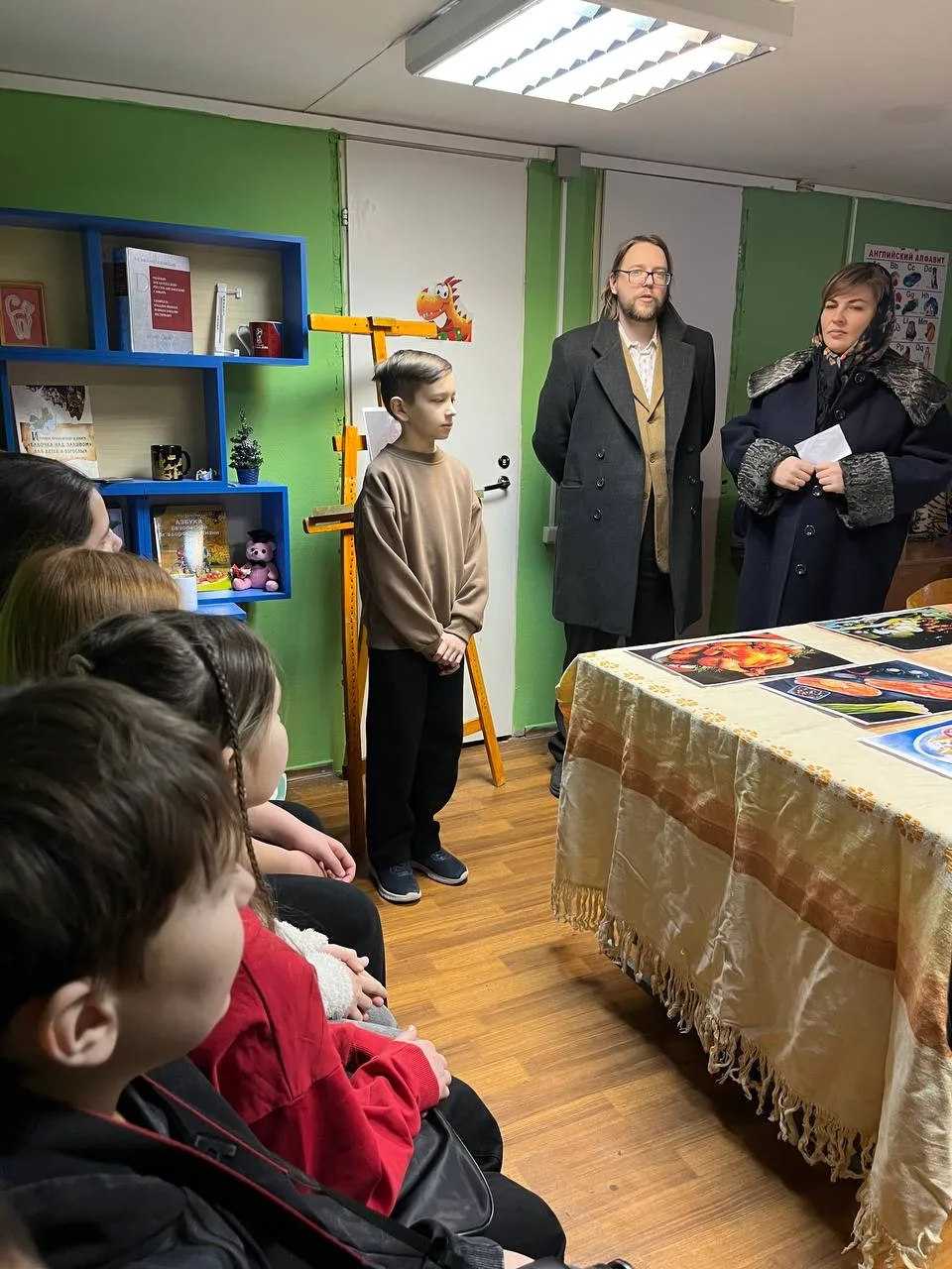 Посещение спектакля “Голос блокады”  Сегодня ученики 5б класса посетили Бестужевский центр, где посм